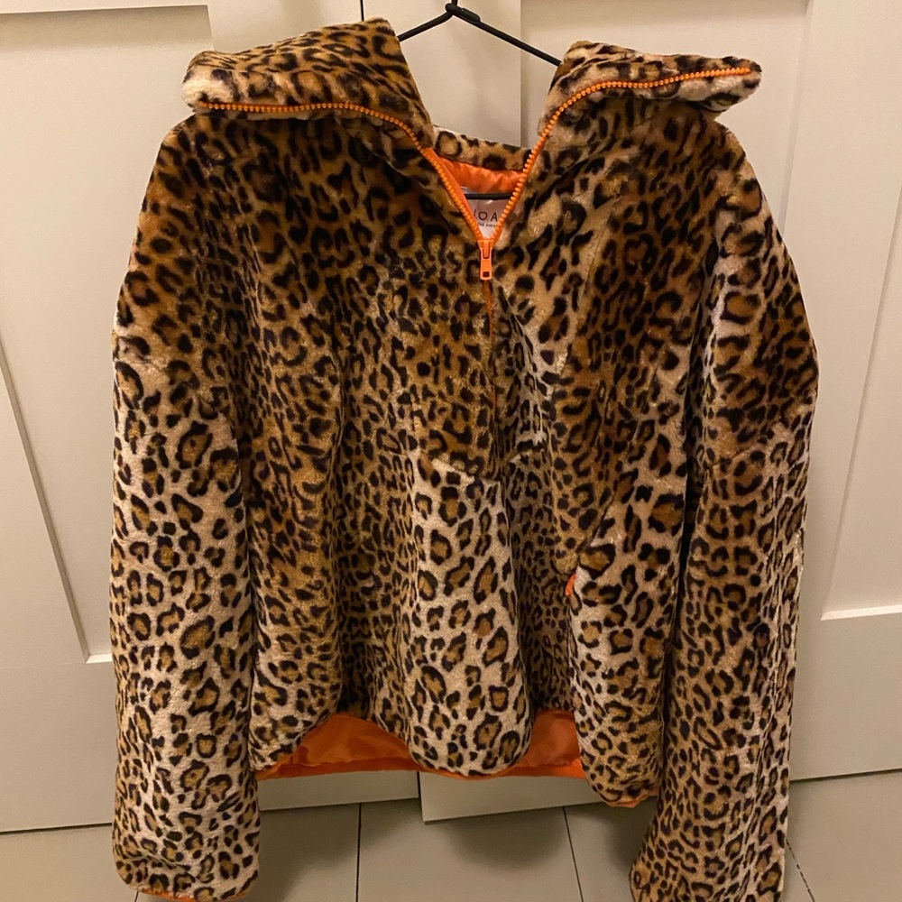 JOA fun leopard fleece